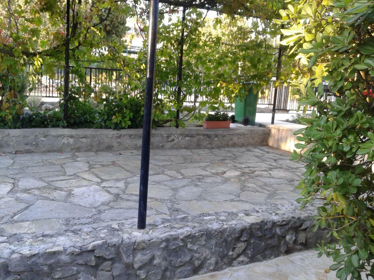 Apartment Milka Petrčane Zewnętrze zdjęcie
